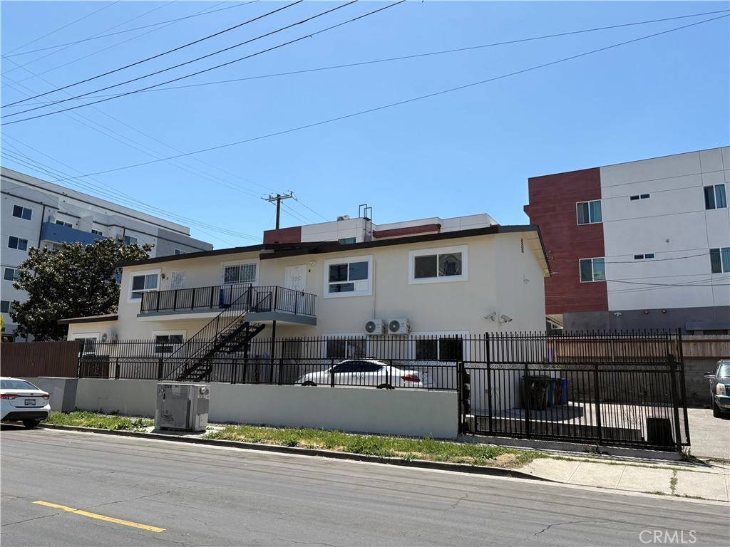 Los Angeles, CA 90006,1103 S Hobart BLVD #2