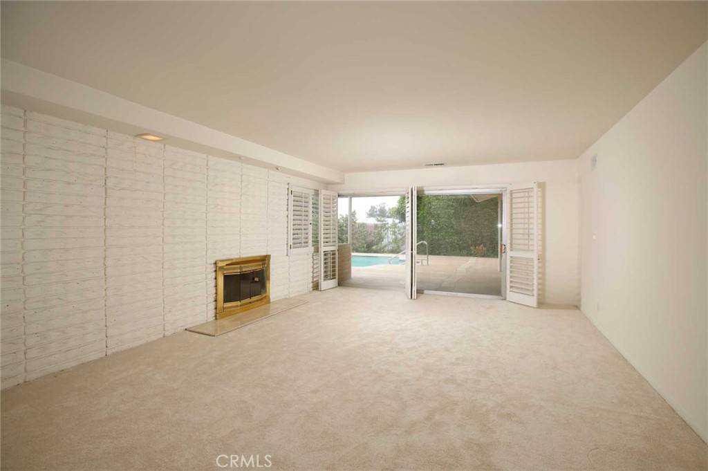 Burbank, CA 91504,1029 Cornell DR