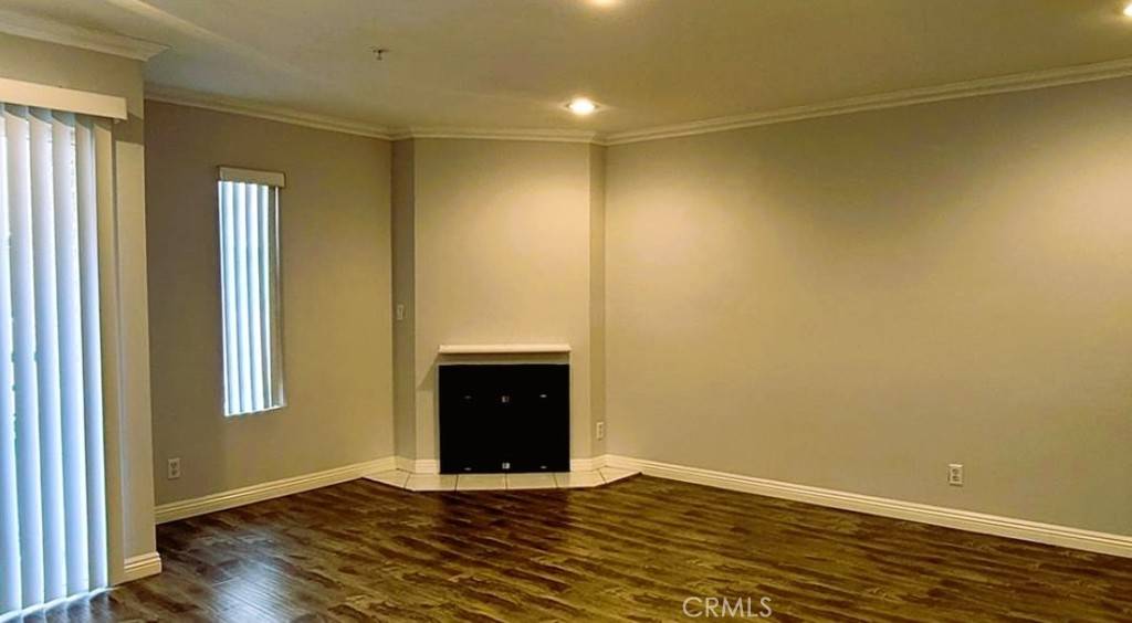 Montrose, CA 91020,2468 Montrose AVE