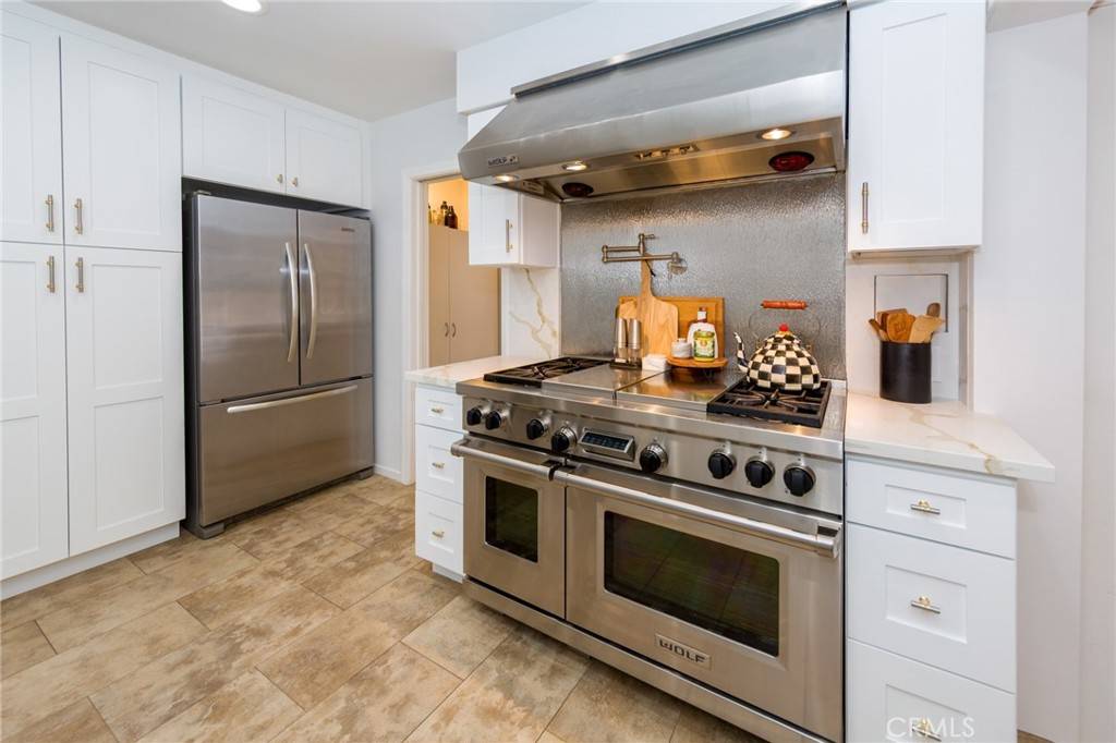 La Crescenta, CA 91214,4605 Boston AVE