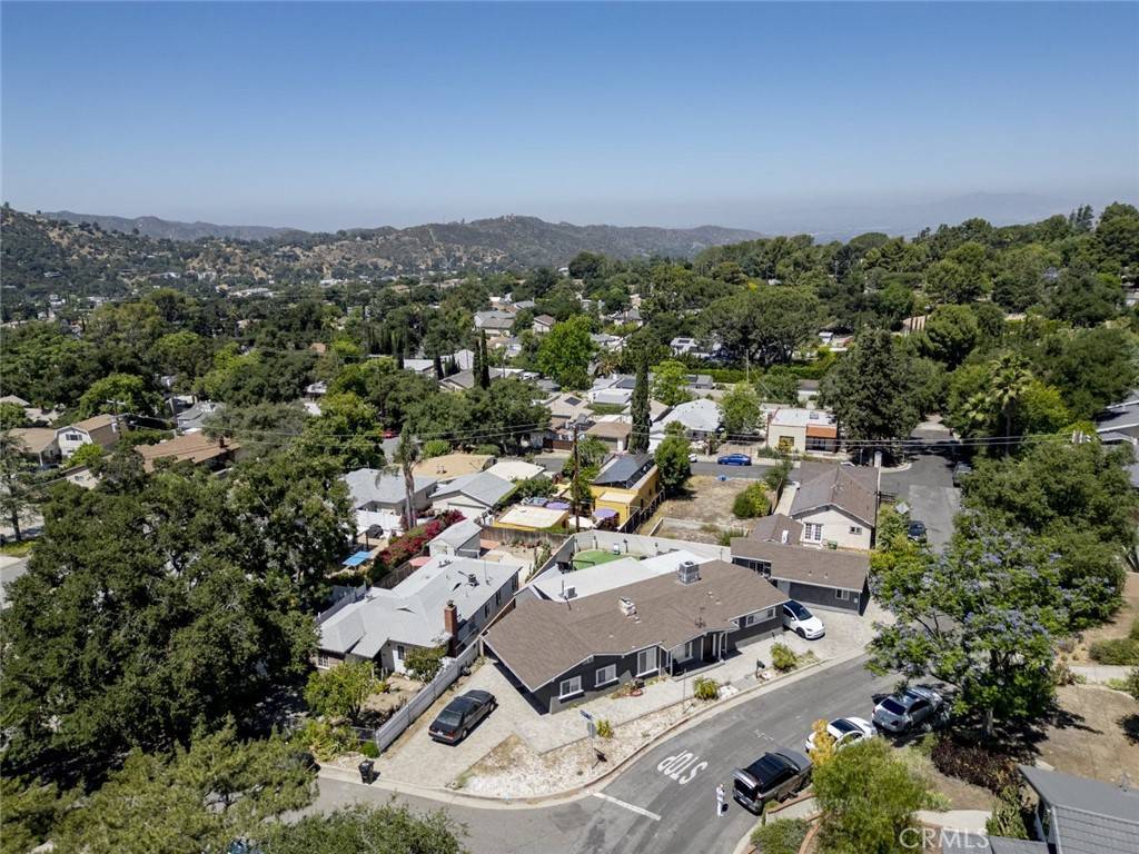 Tujunga, CA 91042,6536 Tokay RD