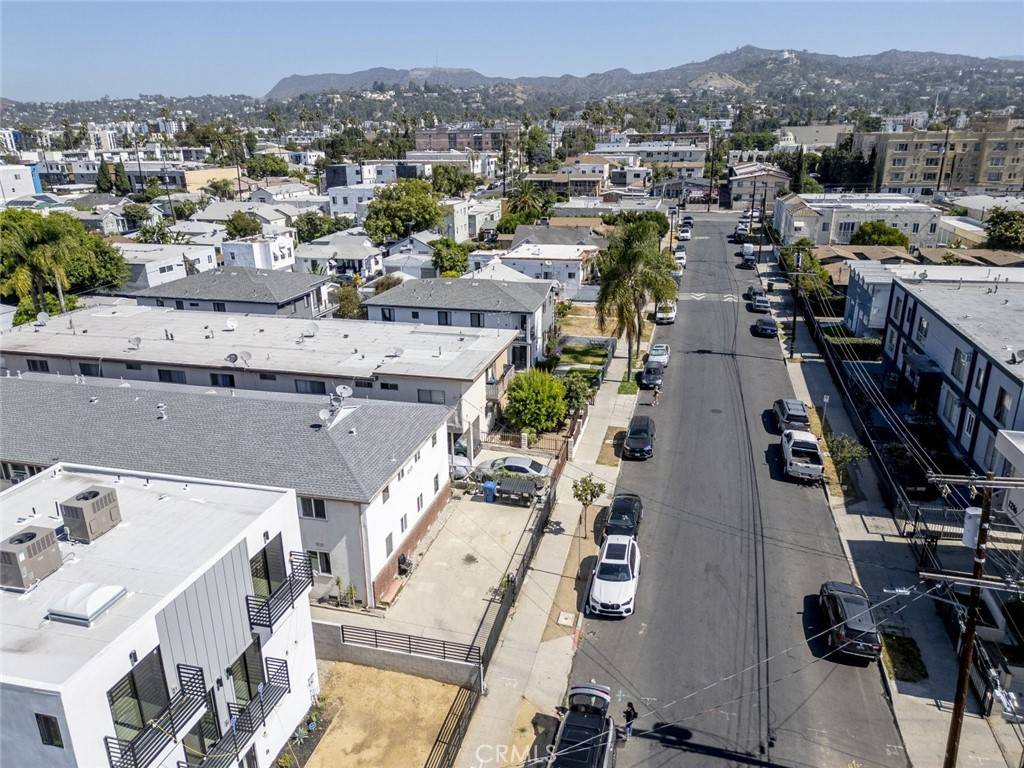 Los Angeles, CA 90029,1217 N Kingsley DR