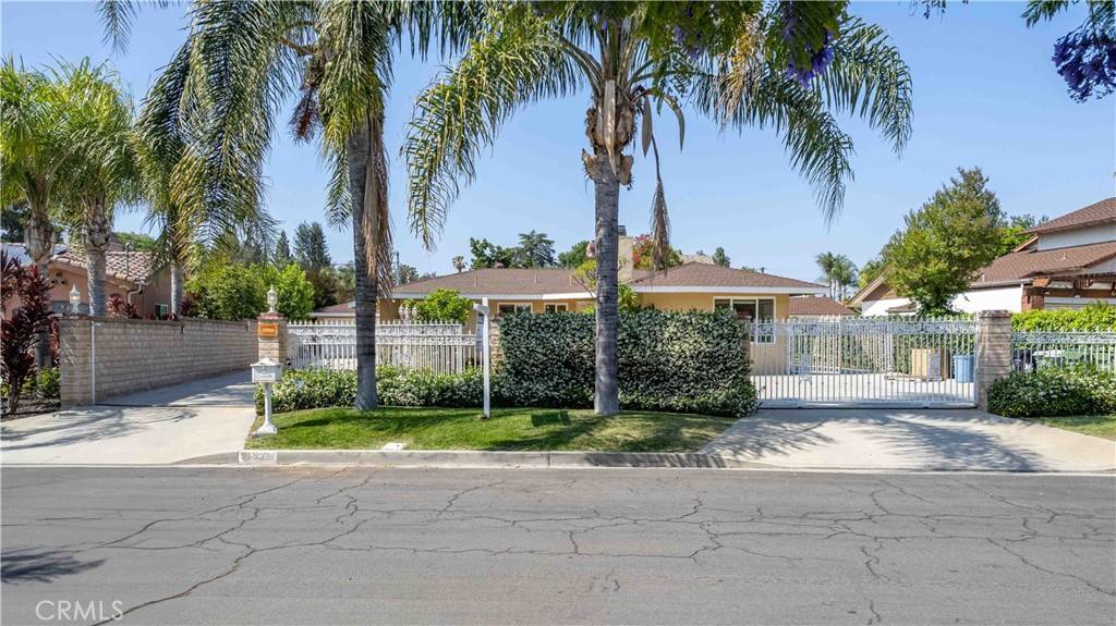 Sherwood Forest, CA 91325,17533 Raymer ST