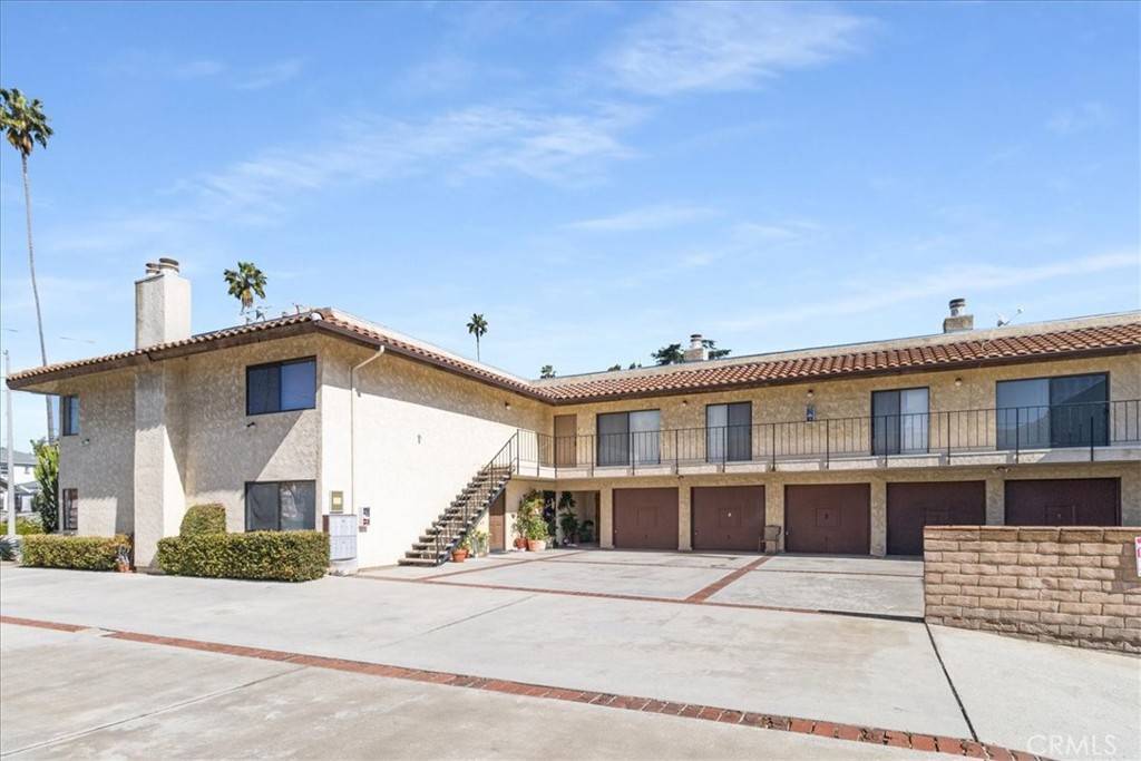 Los Angeles, CA 90042,322 N Avenue 66 #5
