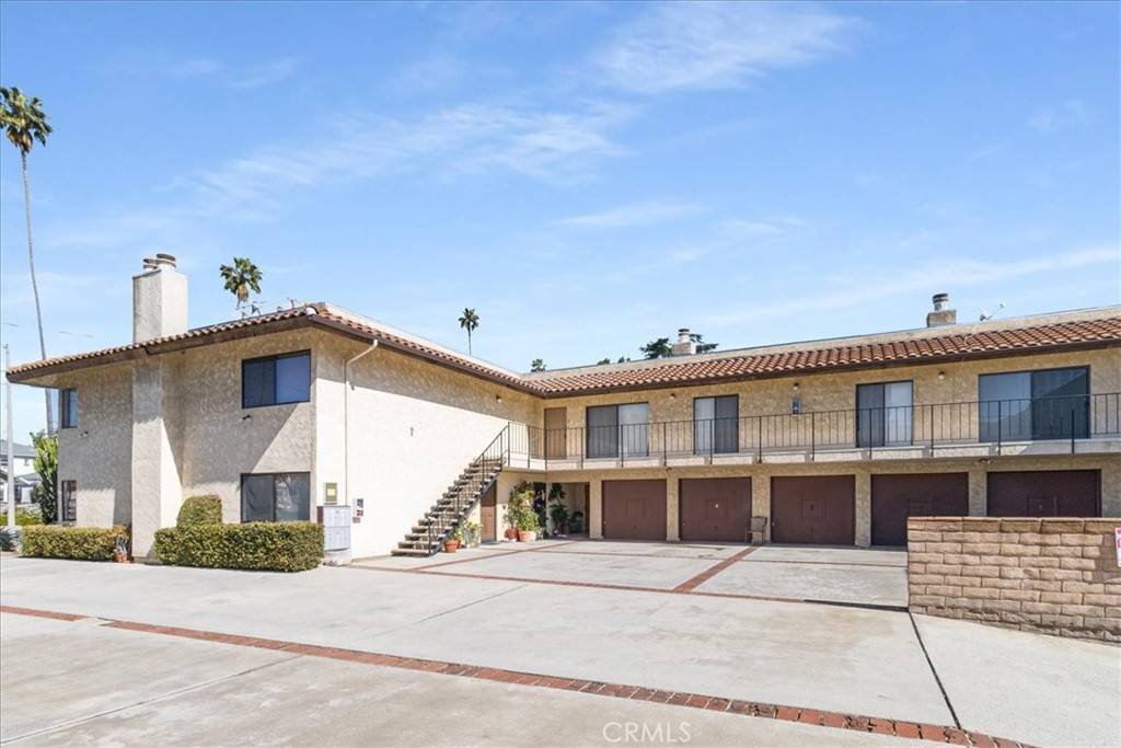 Los Angeles, CA 90042,322 N Avenue 66 #5