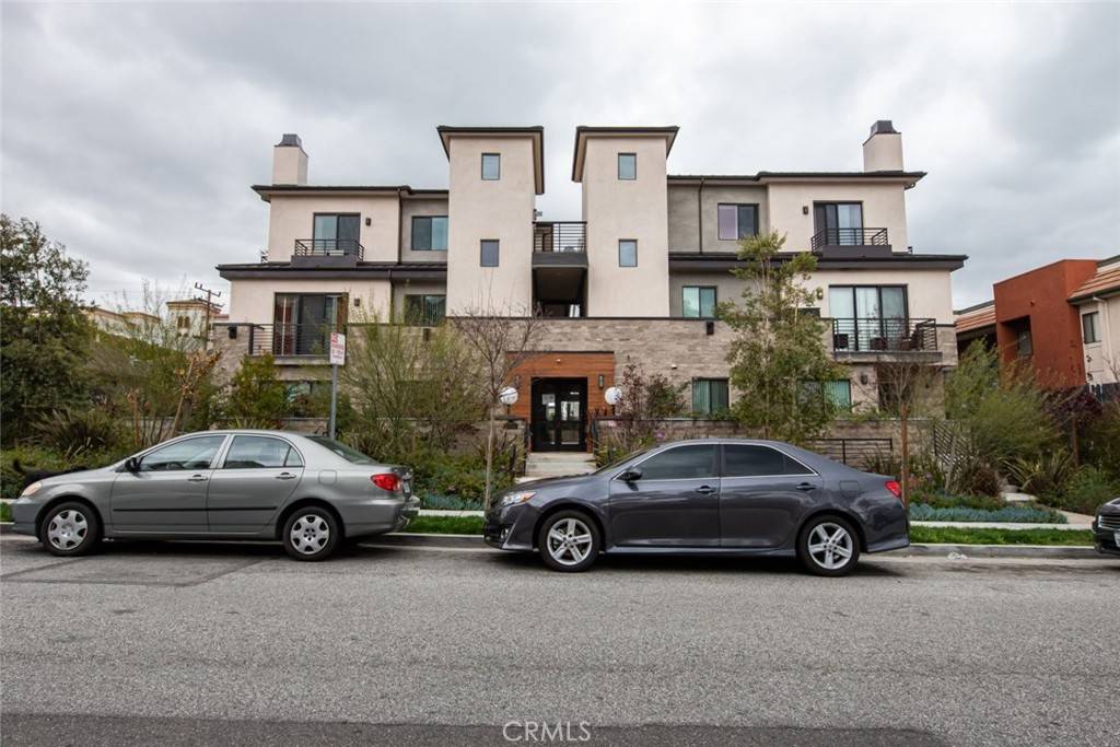 Glendale, CA 91203,330 Salem ST #204