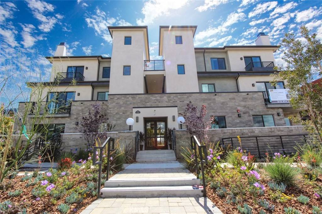 Glendale, CA 91203,330 Salem ST #103