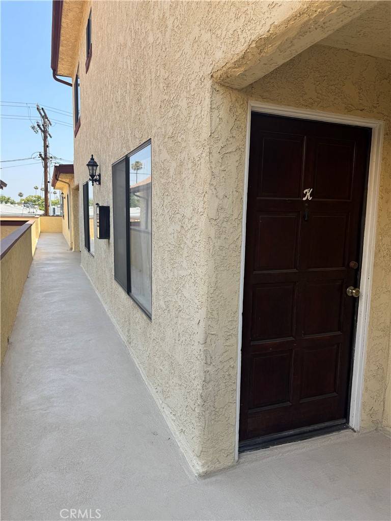Glendale, CA 91201,1162 Winchester AVE #K