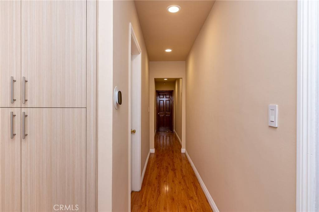 North Hollywood, CA 91605,7103 Van Noord AVE