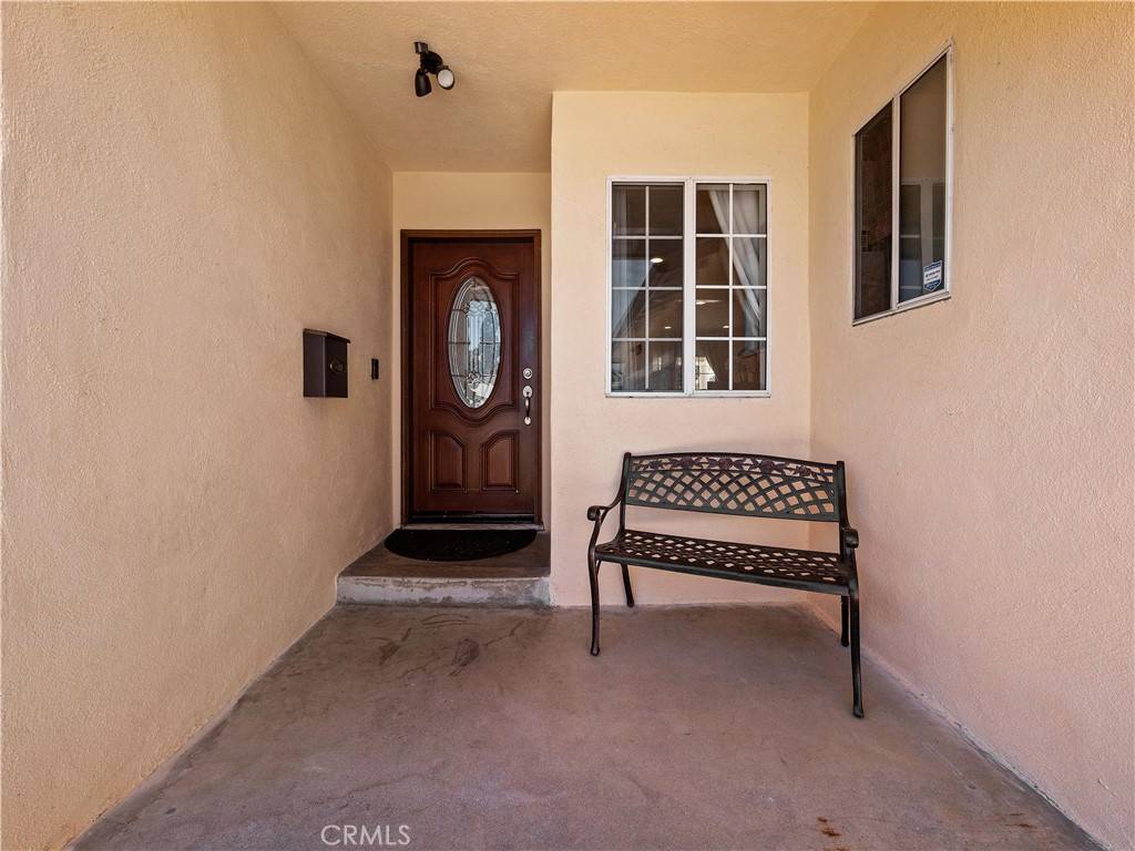 North Hollywood, CA 91605,7103 Van Noord AVE