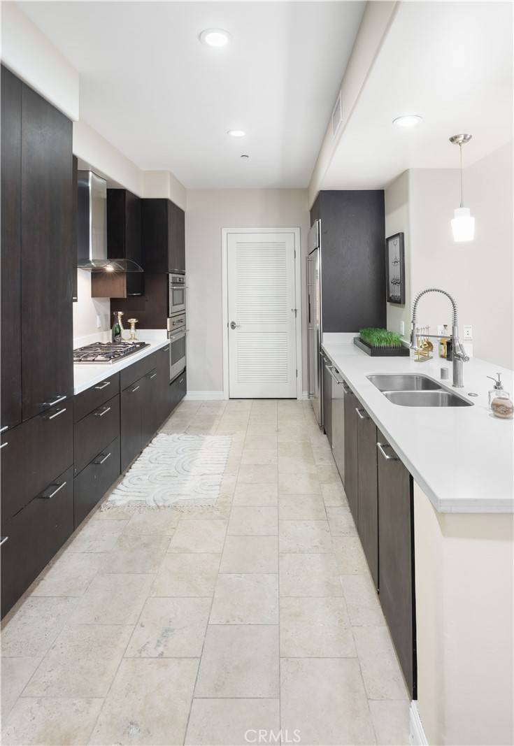 Glendale, CA 91210,352 Caruso AVE