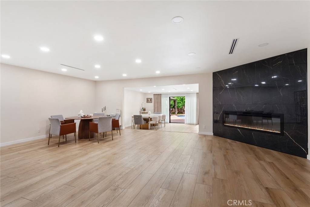 Porter Ranch, CA 91326,10535 Reseda BLVD