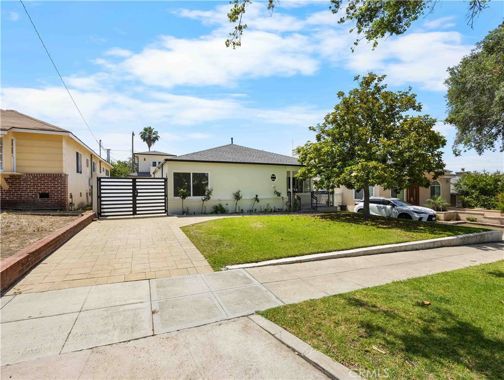 Burbank, CA 91501,826 E Olive AVE