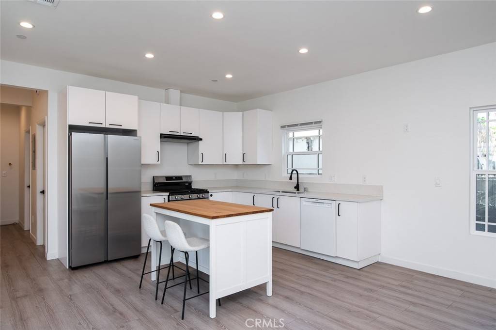 Glendale, CA 91202,606 W Dryden ST #A