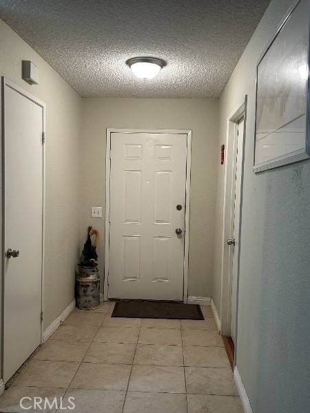 Lake Los Angeles, CA 93591,40140 Ridgemist ST