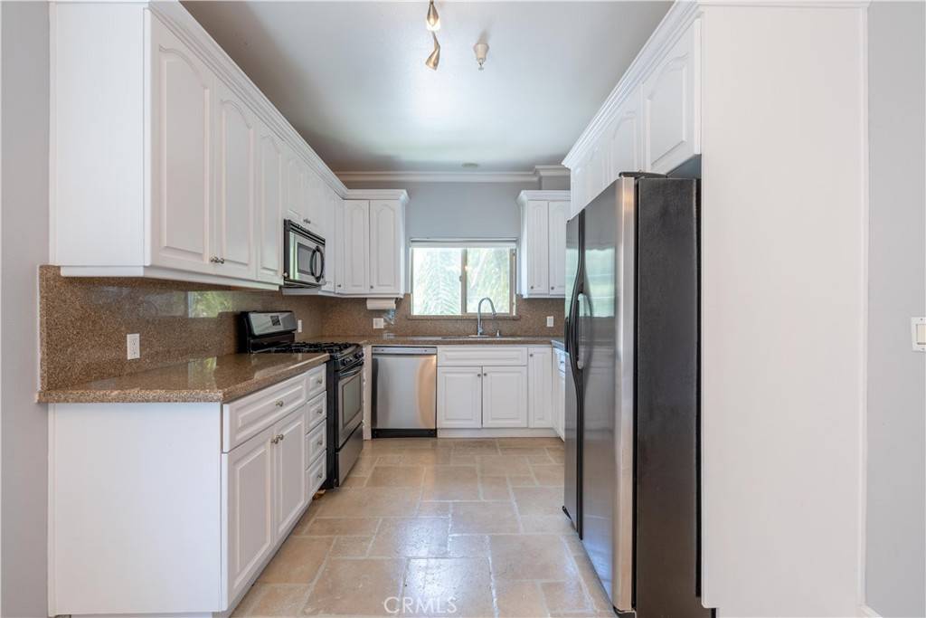 North Hollywood, CA 91601,11253 Peach Grove ST #106