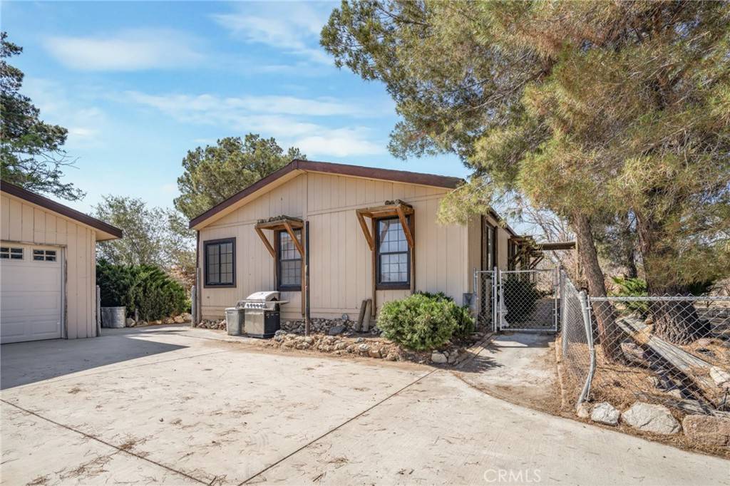 Lancaster, CA 93536,49750 Three Points RD