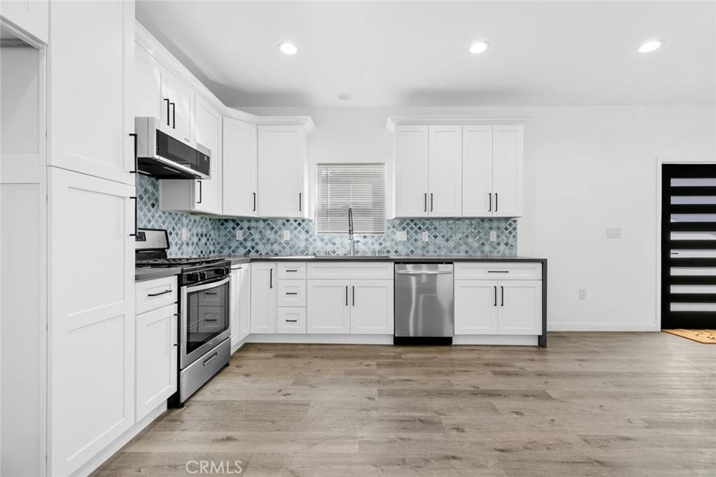 Sun Valley, CA 91352,10863 Nettleton ST