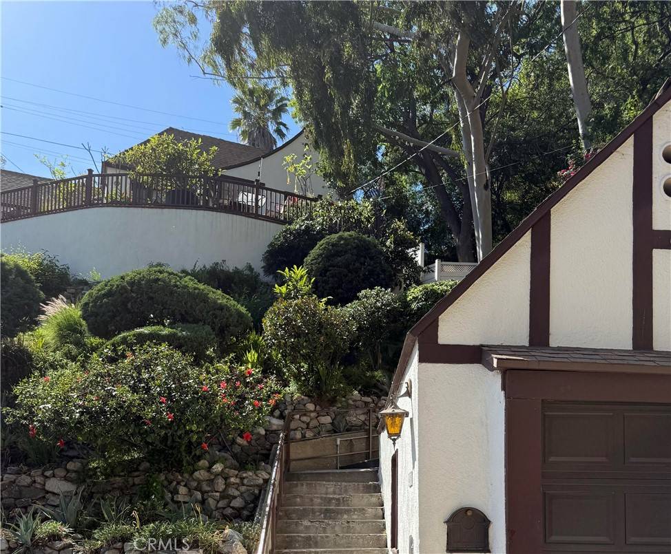Glendale, CA 91206,641 Canyon DR