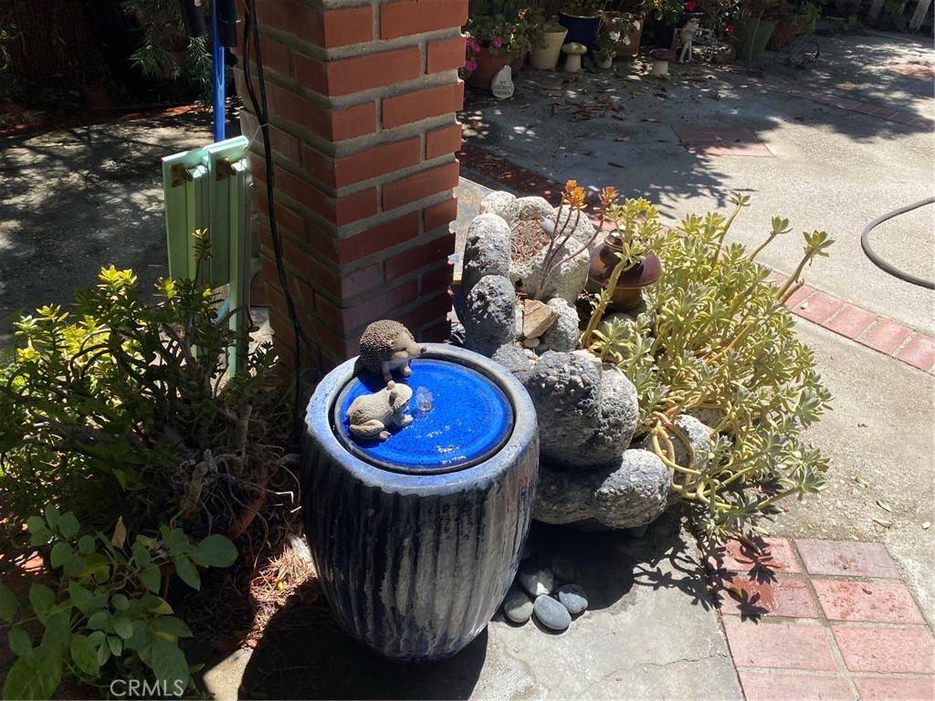 Tujunga, CA 91042,7544 Owens ST