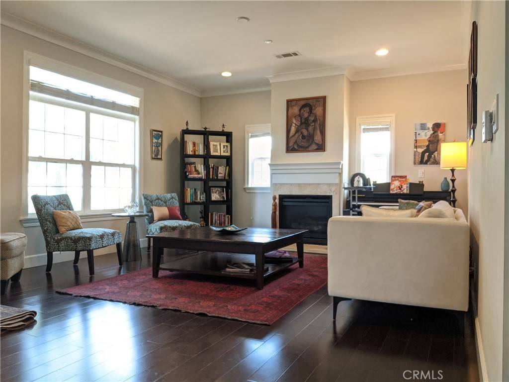 La Canada Flintridge, CA 91011,4634 La Canada BLVD