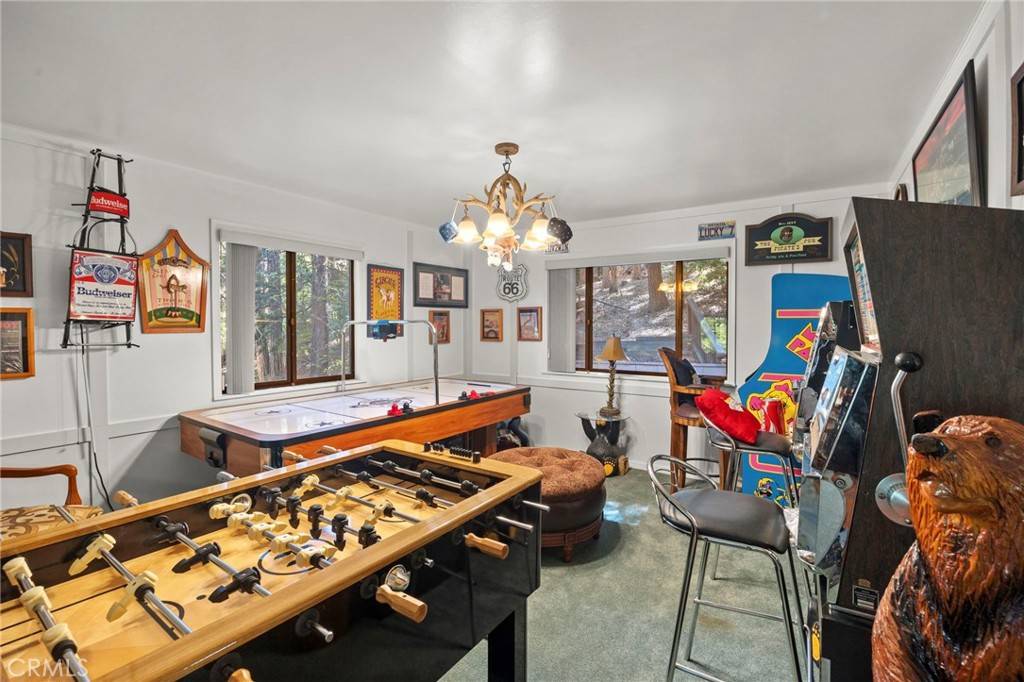 Lake Arrowhead, CA 92352,375 Kuffel Canyon RD