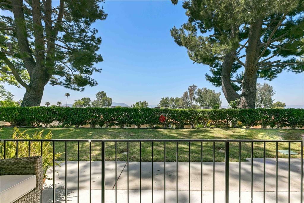 Burbank, CA 91504,9436 Via Monique