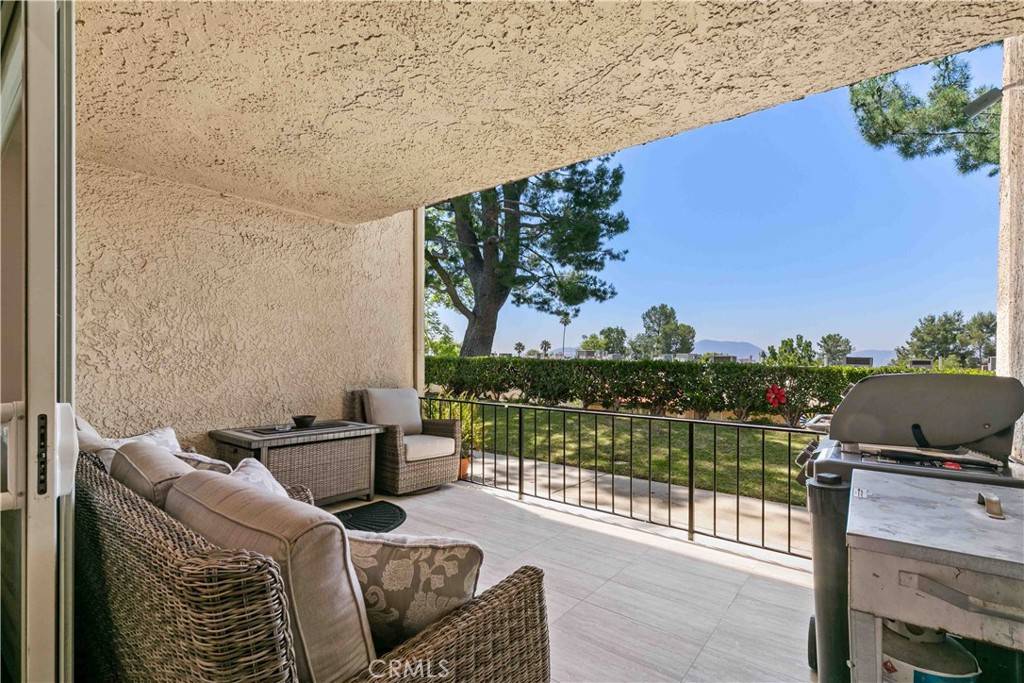Burbank, CA 91504,9436 Via Monique