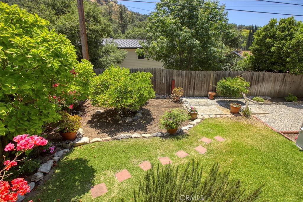 Glendale, CA 91208,1852 Alpha RD