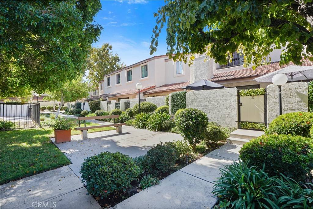 Tarzana, CA 91356,18230 Oxnard ST #110