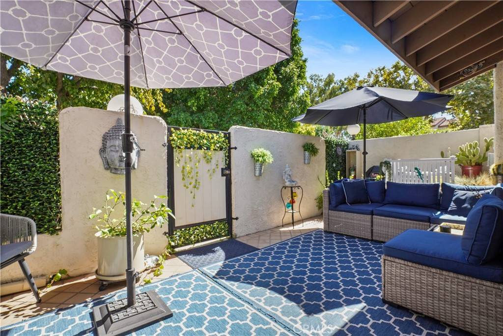 Tarzana, CA 91356,18230 Oxnard ST #110