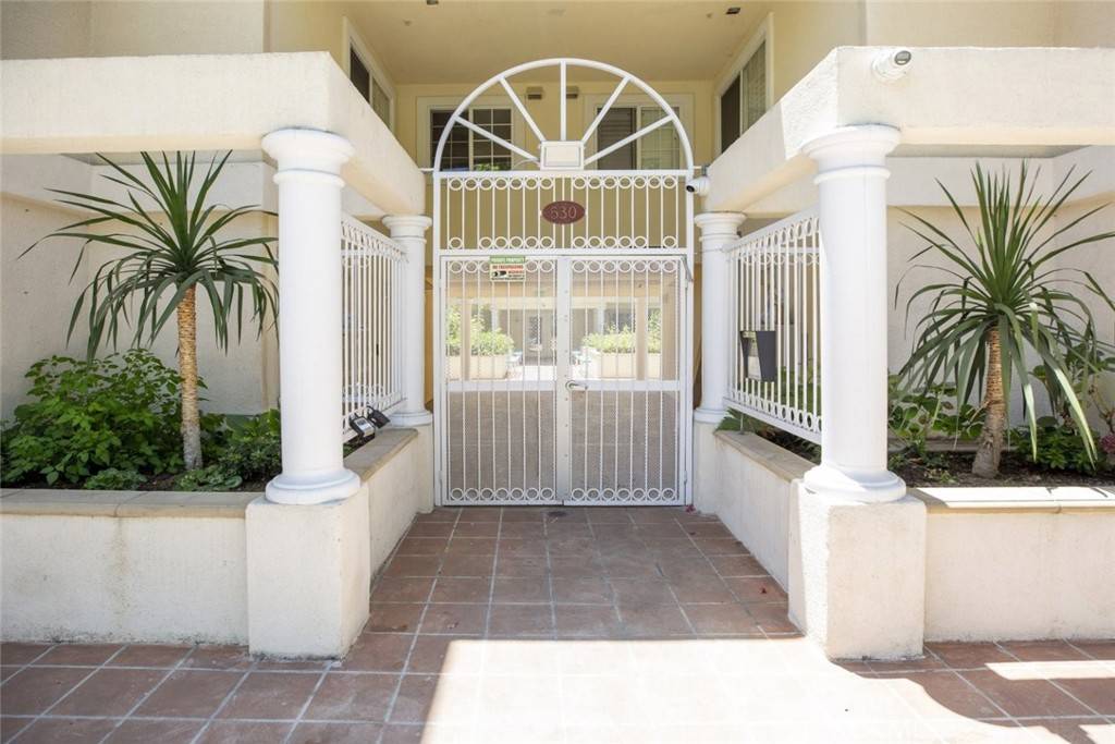 Glendale, CA 91202,530 W Stocker ST #205
