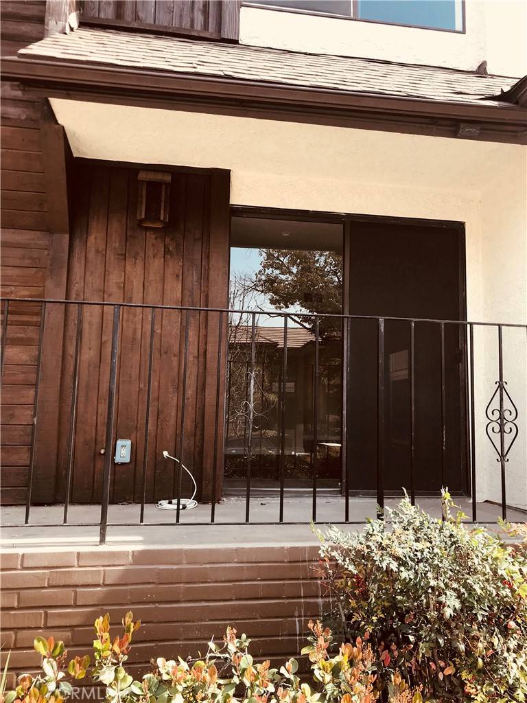 Glendale, CA 91202,1114 San Rafael AVE #2