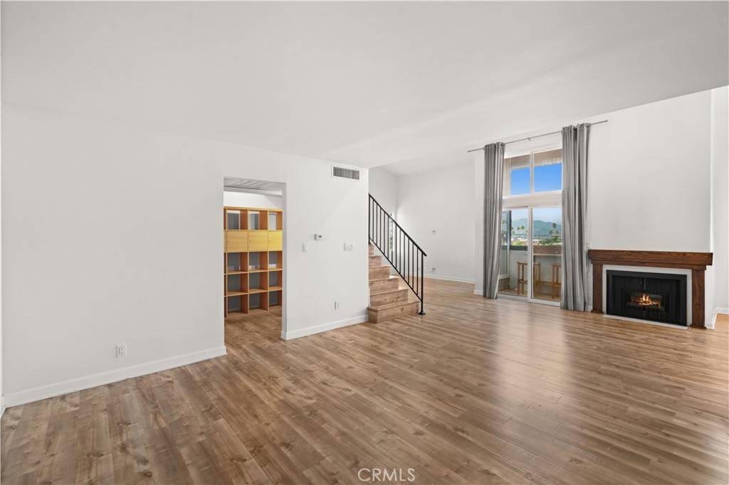 Glendale, CA 91207,320 E Stocker ST #317