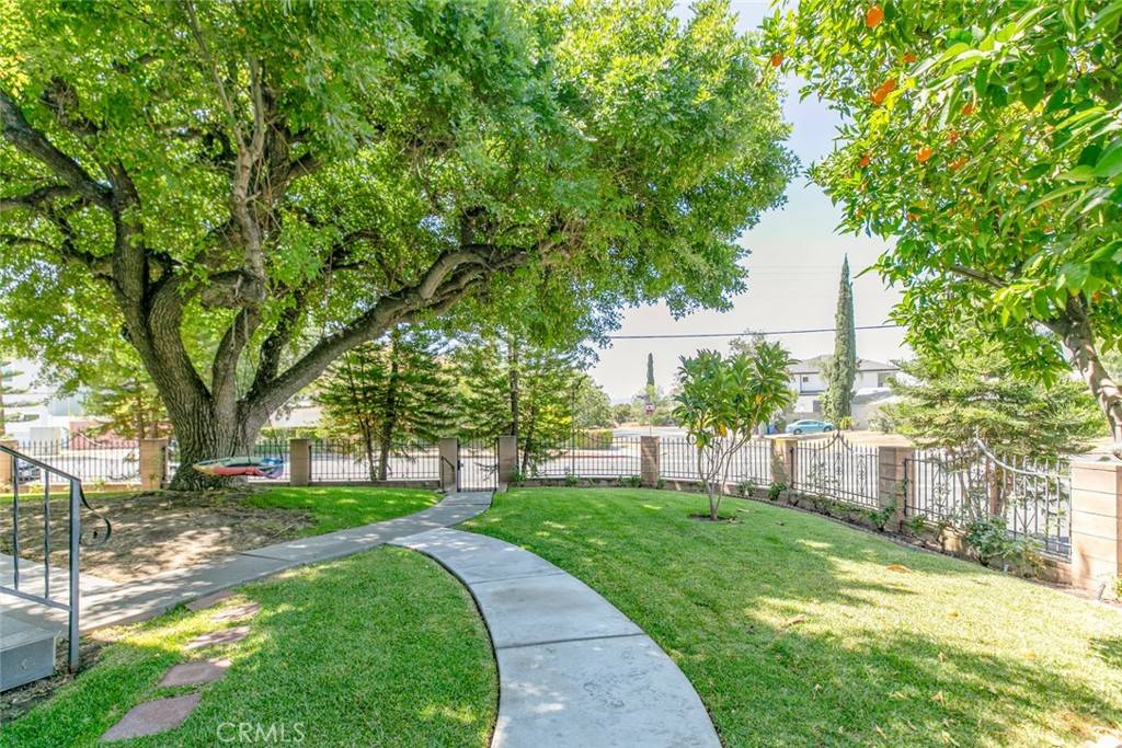 North Hollywood, CA 91606,6602 Charlesworth AVE