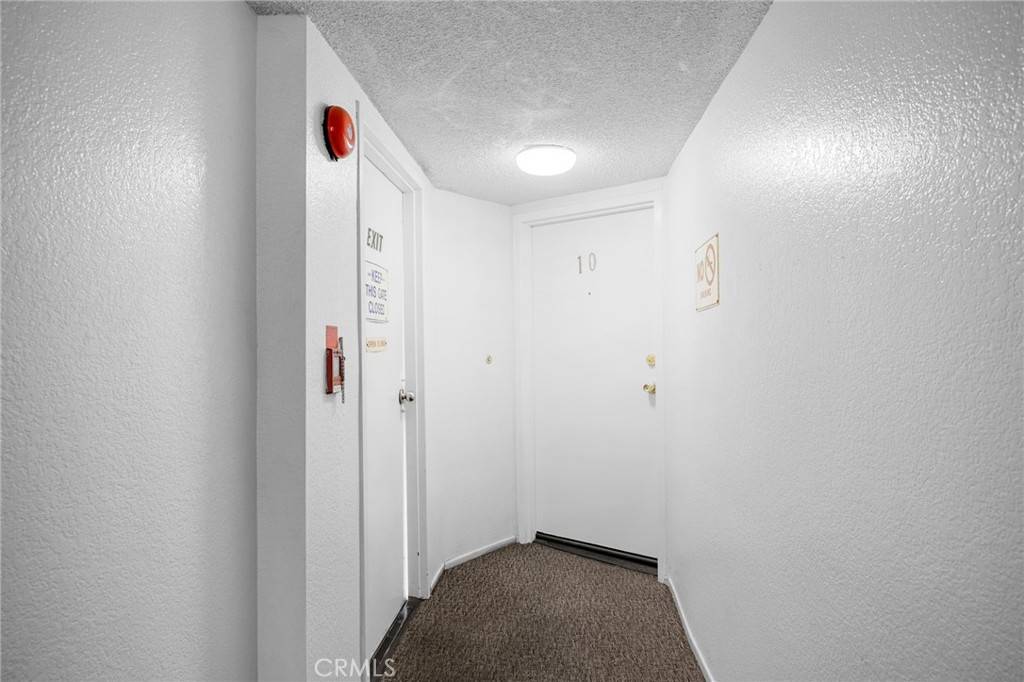 La Crescenta, CA 91214,3105 Montrose AVE #10
