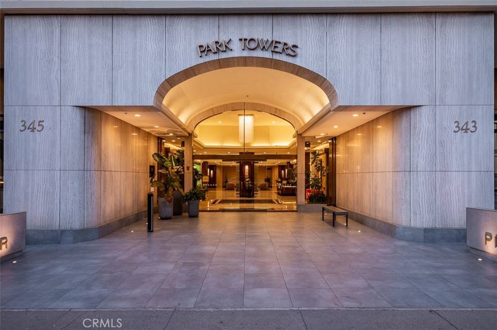 Glendale, CA 91203,345 Pioneer DR #1201