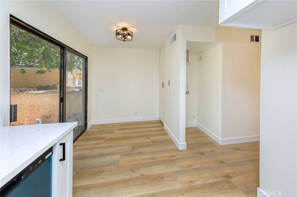 North Hills, CA 91343,15035 Nordhoff ST #115