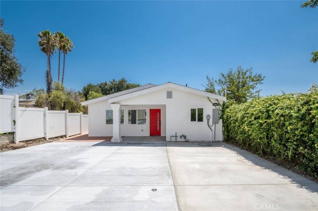 Tujunga, CA 91042,6438 Day ST