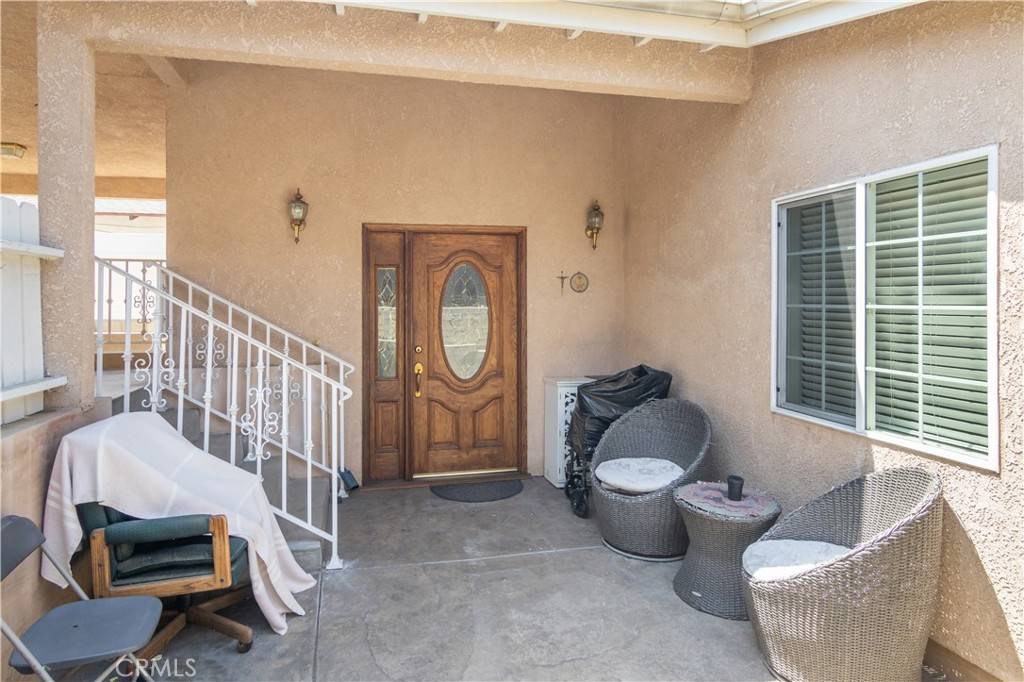 Tujunga, CA 91042,10233 Glory AVE