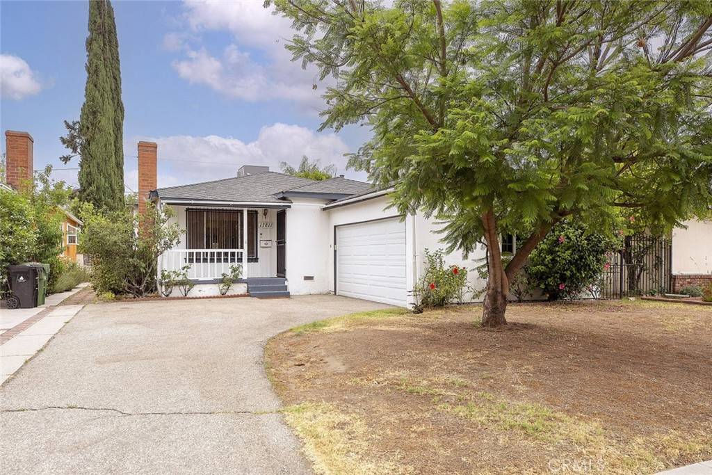 Van Nuys, CA 91405,13811 Valerio ST