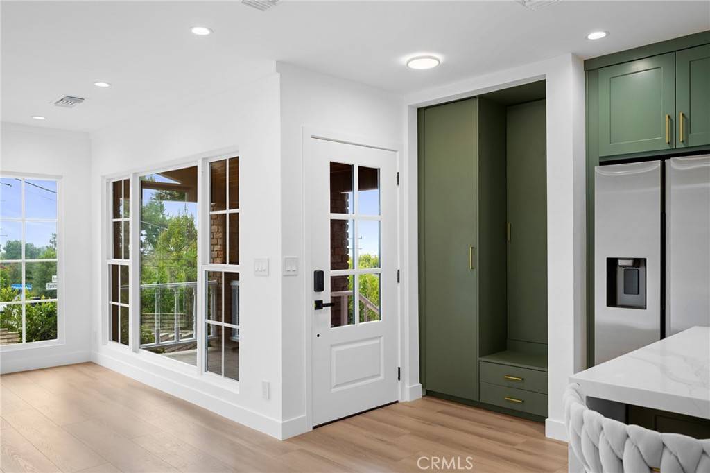 La Crescenta, CA 91214,3209 Henrietta AVE