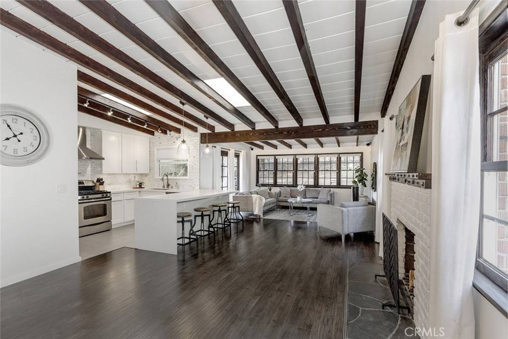 Tujunga, CA 91042,9742 Hillhaven AVE