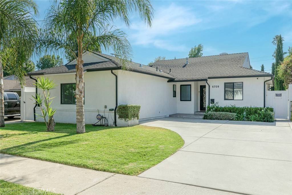 Valley Glen, CA 91405,6709 Mammoth AVE