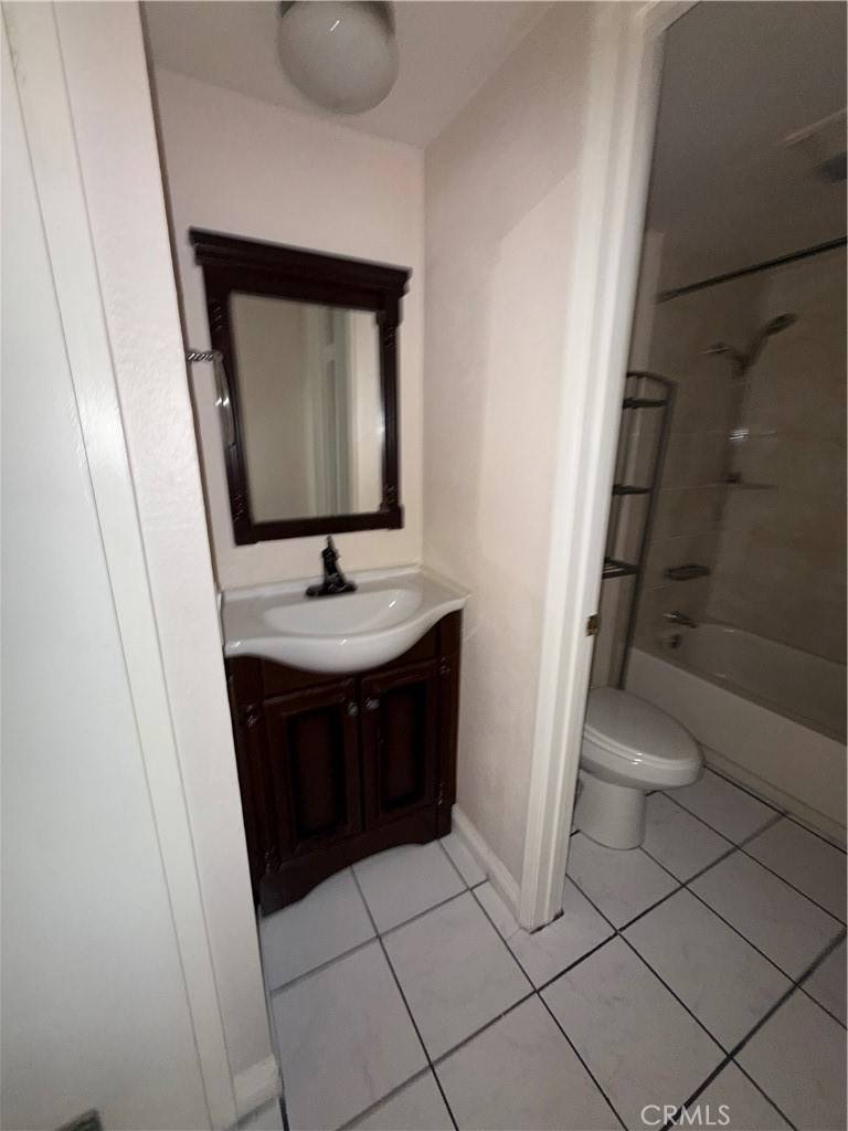 Van Nuys, CA 91406,8020 Langdon #120