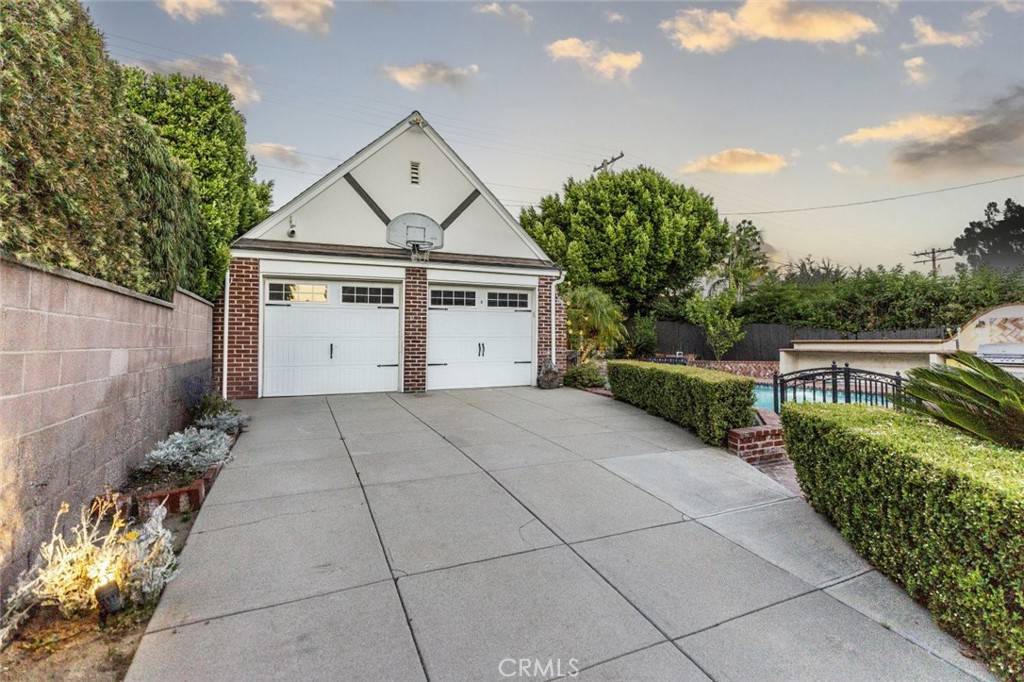 Glendale, CA 91202,1640 Ard Eevin AVE