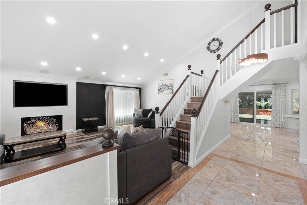 Valencia, CA 91355,25515 Novela WAY