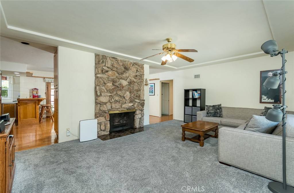 Glendale, CA 91206,2719 Hollister Terrace
