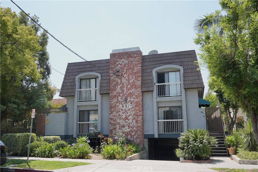 Glendale, CA 91206,1316 E California AVE #102