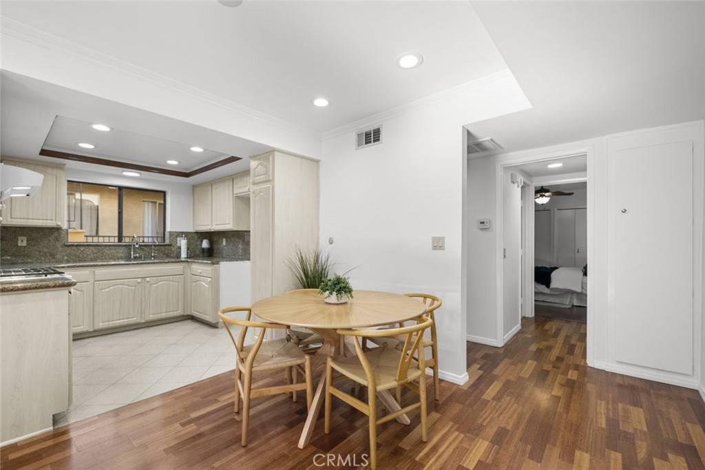 Glendale, CA 91206,331 N Isabel ST #5